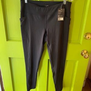 Jockey NWT Womens SZ L Blackathletic performance  pants.